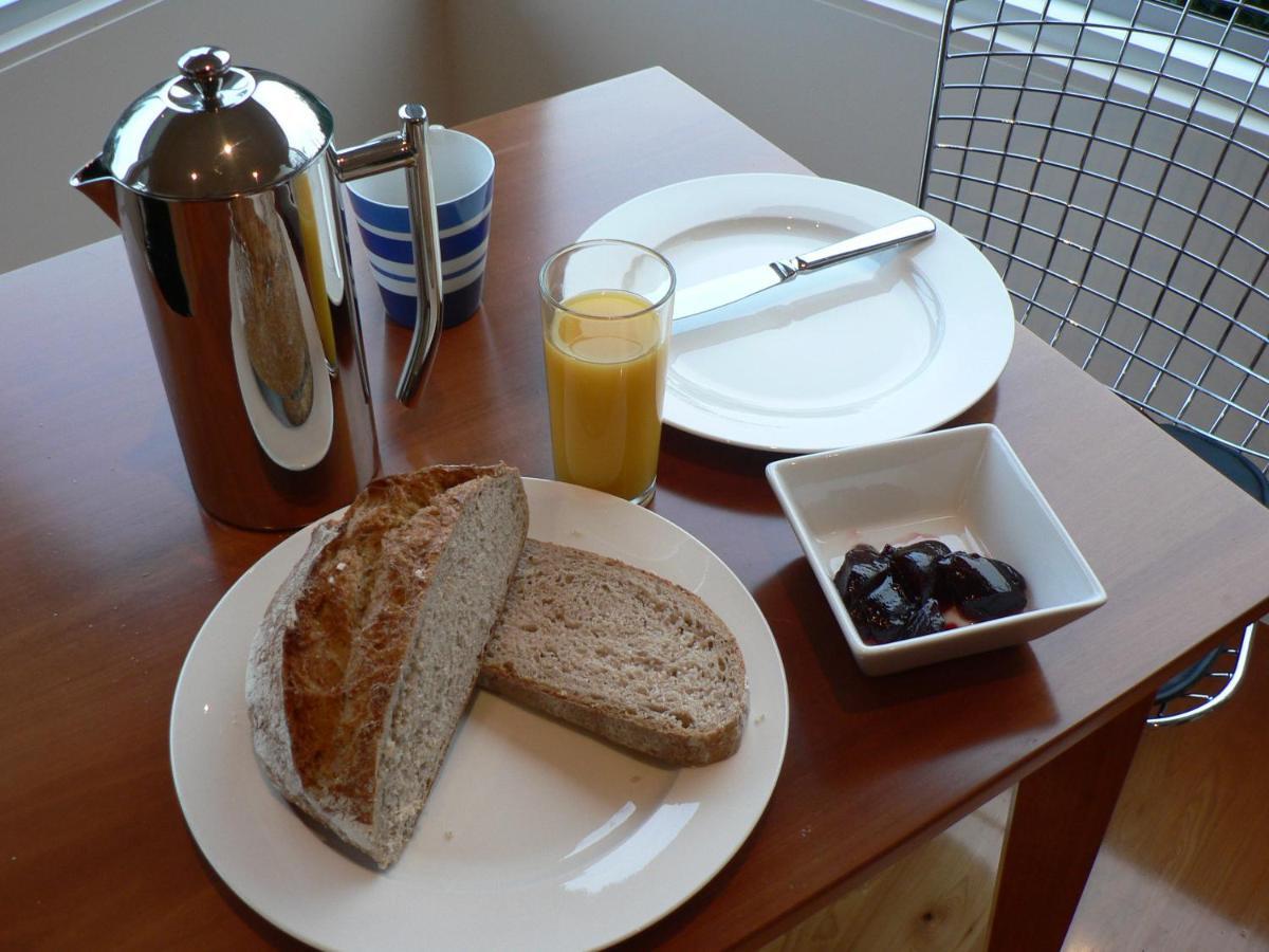 The Boatshed Waterfront B&B 포트페어리 외부 사진